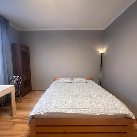 Apartament 32 In The Center Of Payment In Cash *